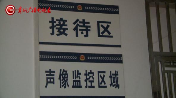 DƬ